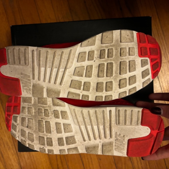 Nike Air Max Tavas, size 7.5 men - Picture 4 of 6